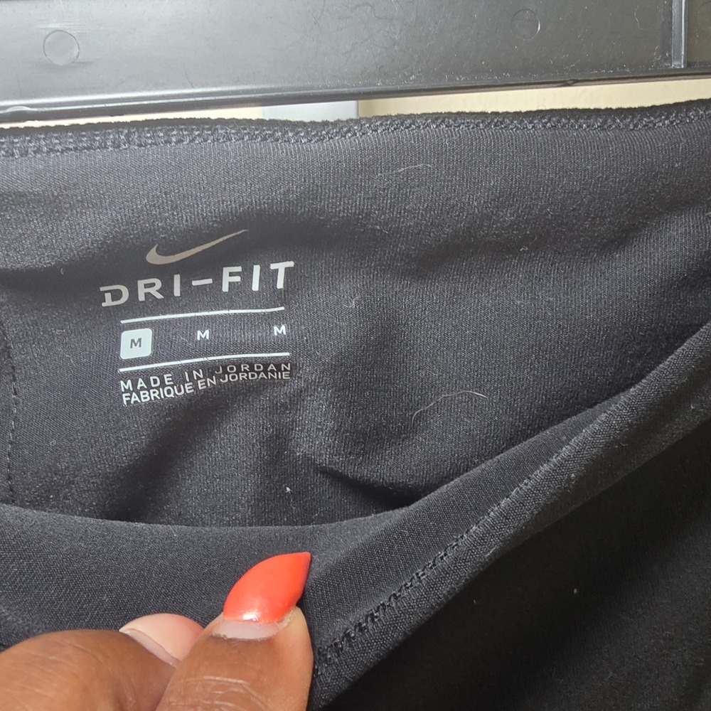 Nike Dri-FIT Women Black Cropped Leggings High Waisted Athletic Pants Size M - Picture 4 of 5